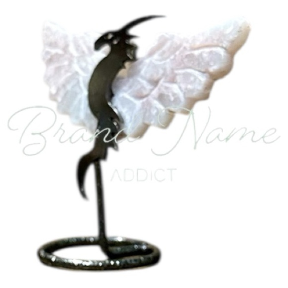 PRICE IS FIRM - Raw Rose Quartz Mini Wing Metal Dragon Stand - Picture 3 of 5